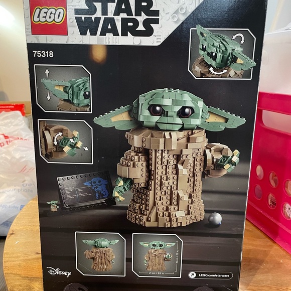 Lego 75318 Mandalorian The Child - Picture 3 of 3
